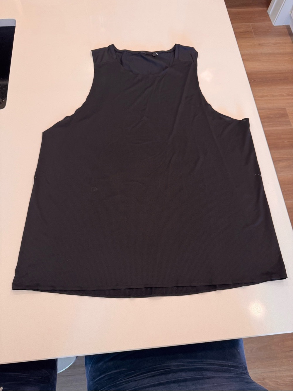 American Tall Men’s Black Sleeveless Tank Top – Everyday Comfort